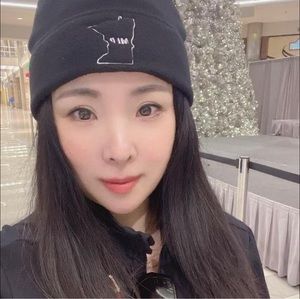 Meet your Posher, Li